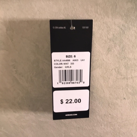 BNWT Adidas Girls Mint Long Sleeve Crew Neck Shirt - Picture 5 of 5